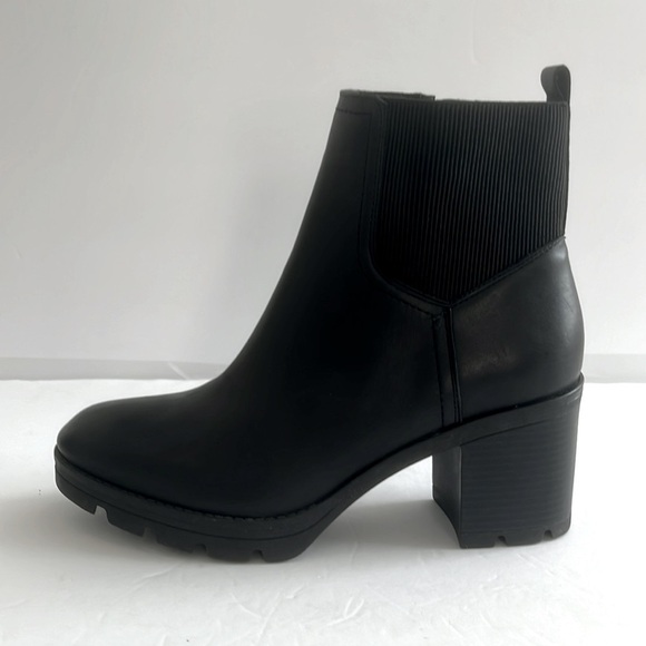 Naturalizer $149 Verney Leather Black Bootie Block Rubber Heel Shoes Size 11 New - Picture 7 of 11